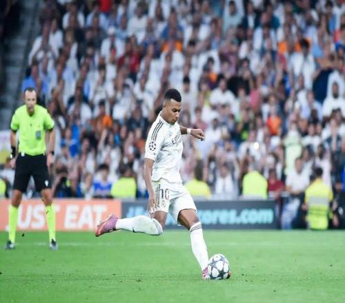 欧冠少一人，多两“点”，皇马2：1险胜马赛获开门红