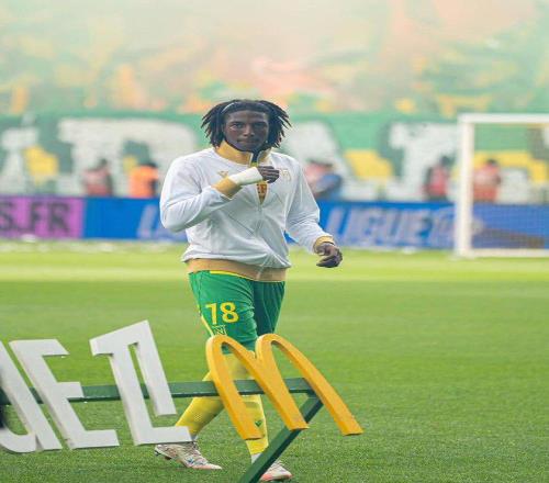 身高192+左脚！每体：巴萨正密切关注南特中卫塔蒂