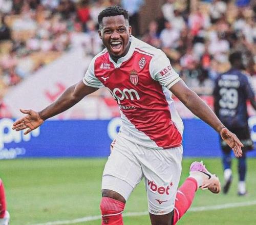 97分钟轰4球！前巴萨10号挡不住：9天3连斩目标赛季20球