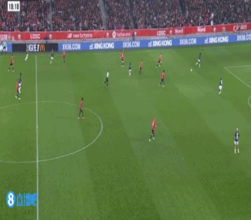 超巨失误！澳大利亚国门马修瑞安禁区内带球拌蒜，法甲送大礼