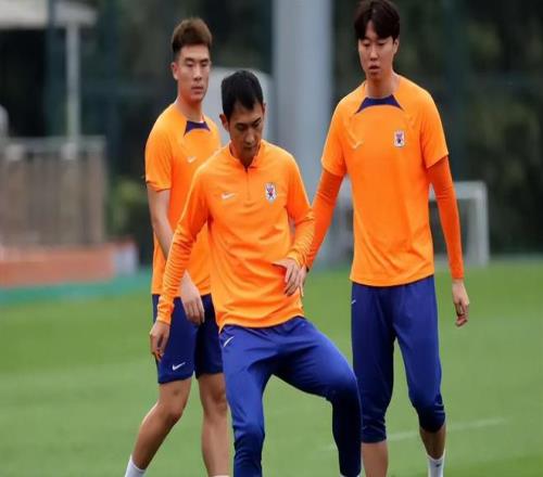 昔日郑智接班人沦为中超废柴频繁伤病难找新东家恐提前考虑退役