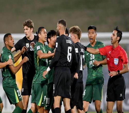 热议国安输球：表现像最后一天等放假，塞蒂恩不行还是下吧