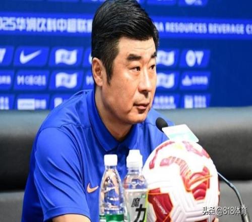 战斗韩鹏赛前冲泰山发飙我们坐了4小时火车来不是给申花送分的