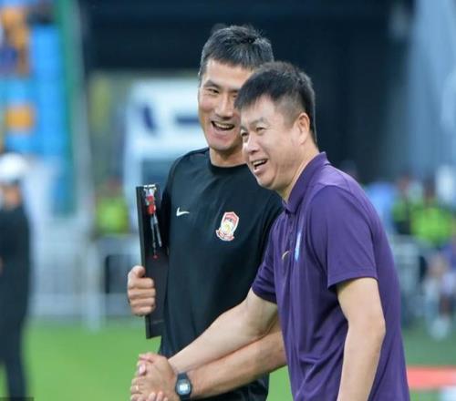 七大土帅谁留中超于根伟等3人最稳韩鹏邓卓翔存变！两人最悬