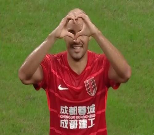4场攻入5球，成都蓉城外援费利佩当选中超8月最佳球员