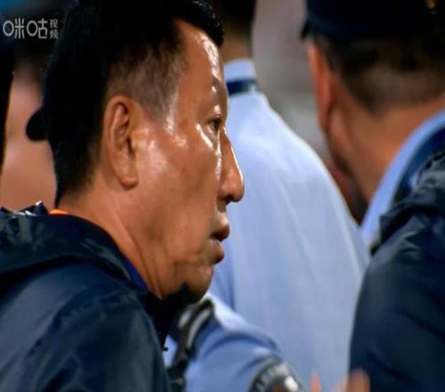 老崔搞钱一流！费睛天莫伊一走就大脚找二雷，韩鹏一招让泰山满血