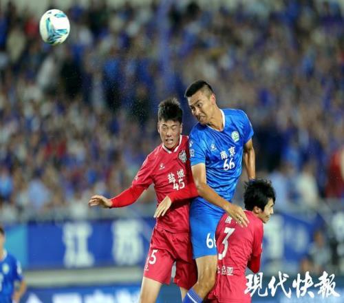 苏超“最高”球星推荐苏超新书，戈伟你的《苏超来了》