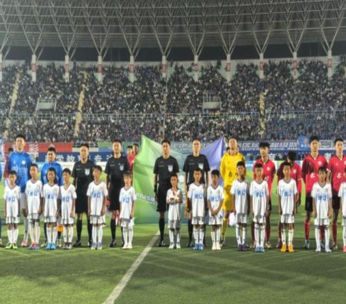 足球报：马宁携亚洲杯决赛裁判组执裁蒙超，因此缺席上轮中超