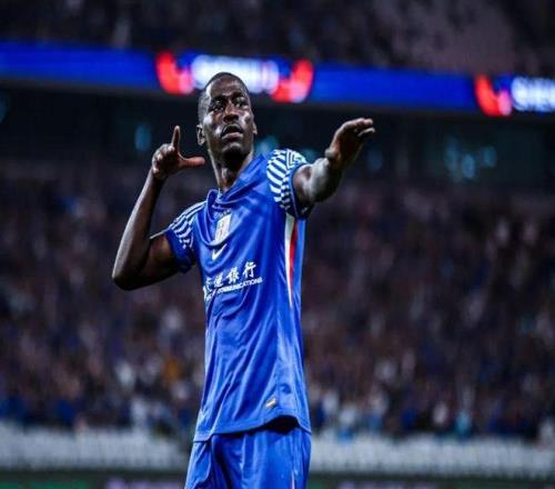 申花34天首胜！积分暂追平蓉城海港，9战梅州全胜，赛季最大比分