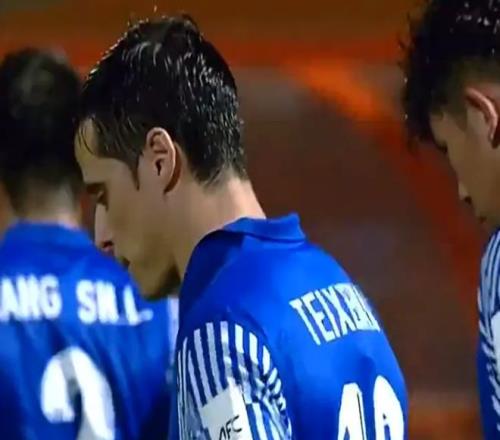 中超3强亚冠总结：申花举白旗，海港惨败，仅成都蓉城拼到最后