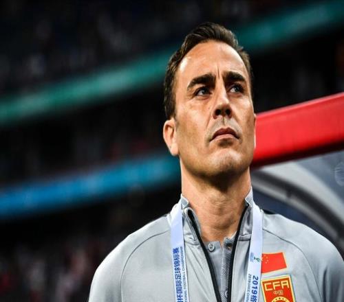 国足帅位成香饽饽，败军之将想回中国要饭！足协不可能选卡纳瓦罗