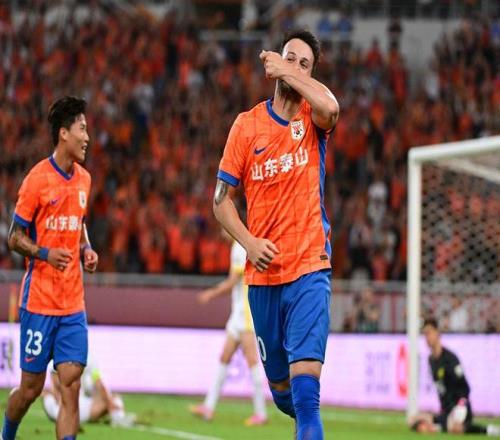 记者：泰山赛季后需梳理得失，明年让对手做中超冠军试金石
