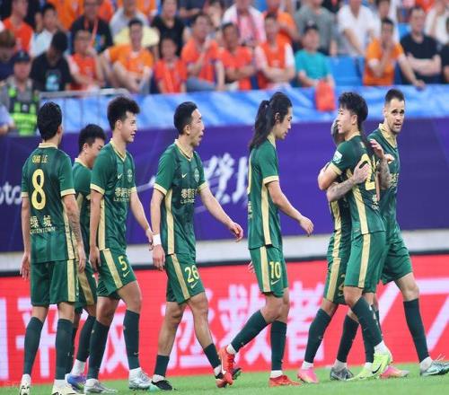 不踢了!中超外援退出国家队,专注中超,外媒怒斥:眼睛里只有钱 不踢了!中超外援退出国家队,专注中超,外媒怒斥:眼睛里只有钱