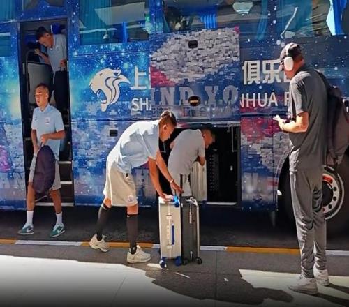 吴曦李可谢鹏飞出征！三镇难逃9轮不胜海港4虎缺阵光头佯装淡定