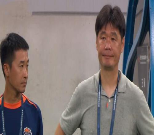 张弛踢断保级气势，海牛败也泰山帮3场6分战+德比决定李霄鹏命运