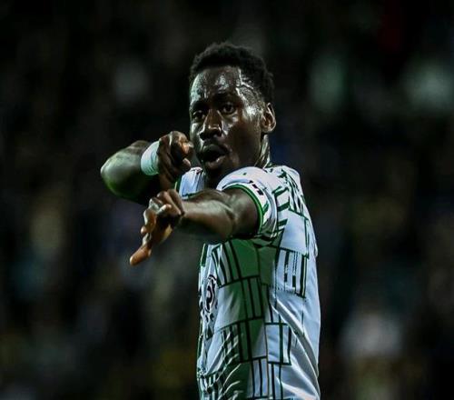 申花王牌被抽调！新核亮相康桥蓉城VS海港残阵死磕BIG4央视直播