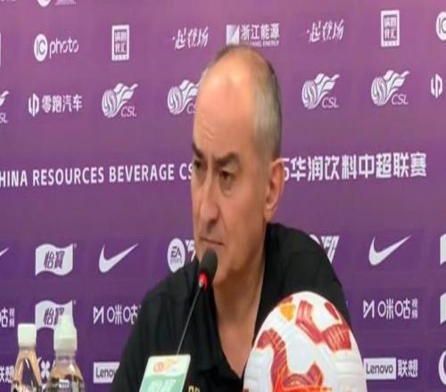 卡内达：在我看来，今年申花是整个中超联赛后防线最强的队伍