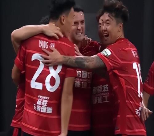 太强了！成都蓉城对阵中超前5未尝败绩，徐正源剑指中超冠军有望