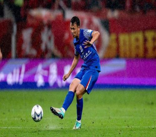 高天意：球迷别太着急给申花点耐心，米特里策是中超最难防的边锋