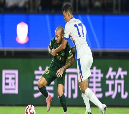 申花00浙江！中超3轮不胜丢榜首路易斯中柱阿苏埃未获点引争议