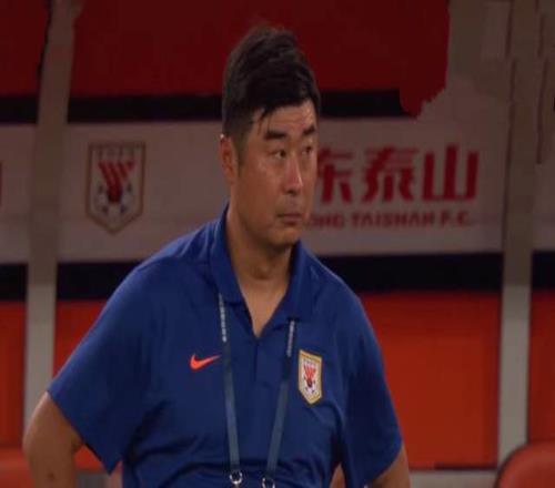 依木兰跟一队训练，德比战有望首秀泰山阻击国安争冠韩鹏有担当