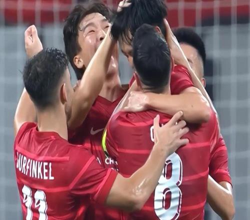 比赛还没开打，成都蓉城先迎来两个坏消息，取胜青岛海牛难度大增