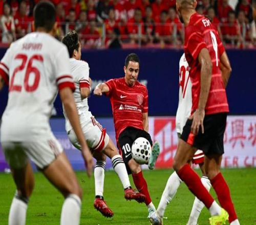 光头：我们不仅代表成都更代表中超老徐：不会轻易输给任何对手