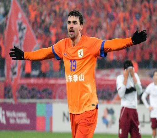 退赛处罚来了！亚足联官宣：山东泰山亚冠禁赛2年，损失639万元