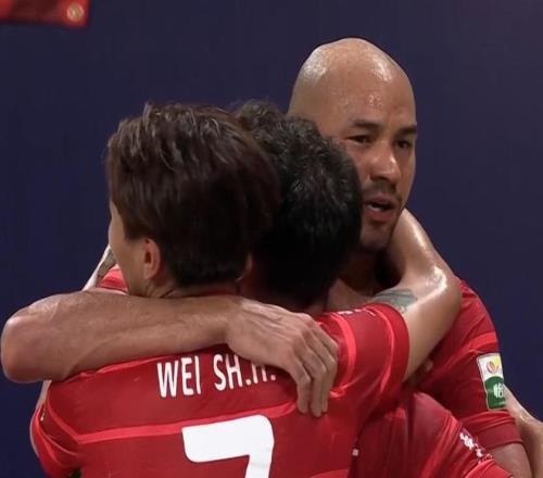 中超官方：梅开二度的成都蓉城前锋费利佩当选本轮最佳球员