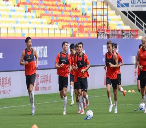 亚冠首秀即决战！成都蓉城VS曼谷联：大熊猫激斗大象，捍卫中超