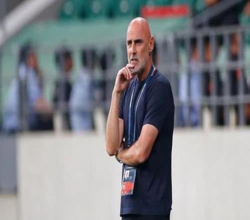 惨胜后继续领跑中超积分榜，上海海港想用中超冠军奖杯送别功勋主帅穆斯卡特