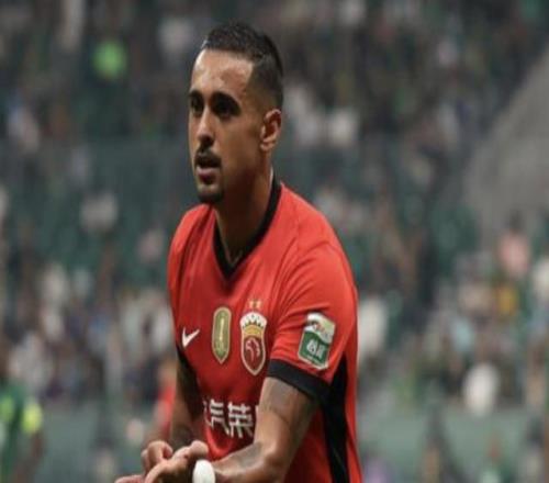 【中超】莱昂纳多双响海港客场4比3海牛继续领跑