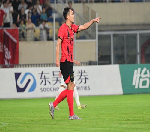 苏州东吴球员邓宇彪转会梅州客家 苏州东吴球员邓宇彪转会梅州客家