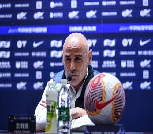 流浪者官宣新帅！穆斯卡特留队，上海海港距离4冠王，又近了一步