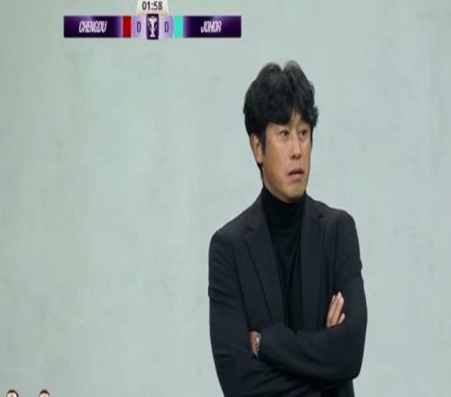 蓉城噩梦开局！4分钟遭闪击，胡荷韬乌龙助攻，亚冠主场首次丢球