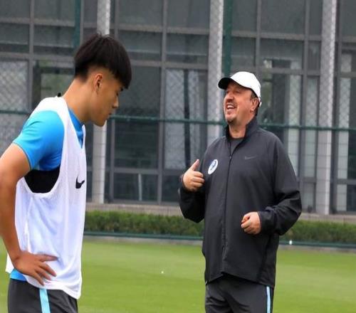 中超留洋新跳板：欧洲豪门400万欧年薪看上“中超旧帅”！