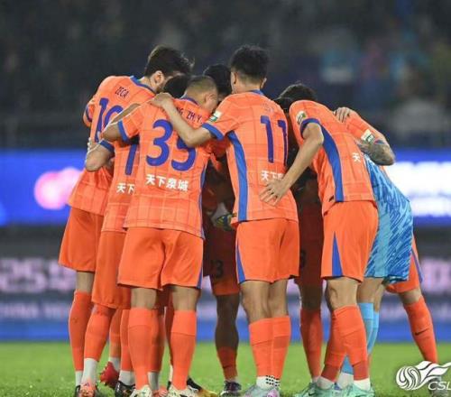 外籍裁判执法！泰山斗海港，裁判组出炉，4连平之后，韩鹏要赢啊