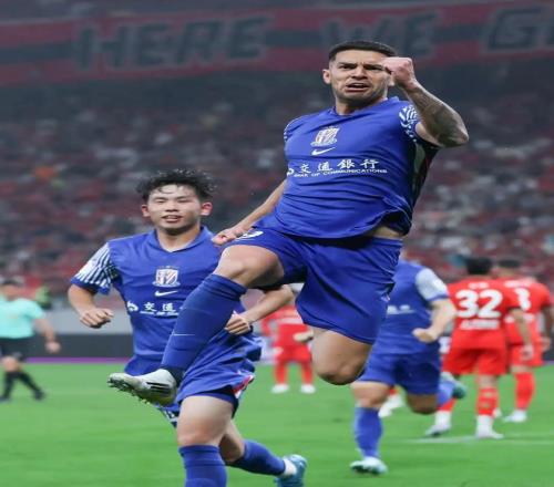 申花获得本赛季亚冠首胜，不放弃背后，是取舍更是无奈