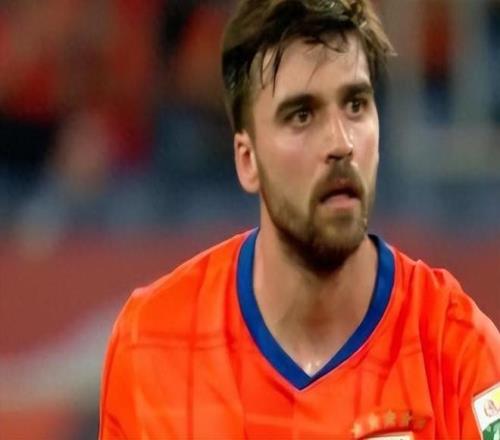 不输当年恒大！泰山已赢13场：主力光奖金就高达104万元！