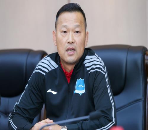武汉女足主帅:首届女足亚冠必须全力以赴 正在寻找外援前锋