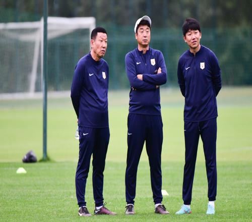 媒体人:崔康熙帅位危机暂时缓解,想带应该就能带到赛季结束