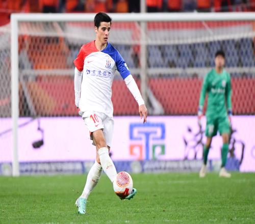 记者评半场:费南多在申花战术里存在感不强,特谢拉停赛影响挺大