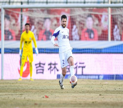 记者:于根伟说撤掉格兰特的报名确实是比较艰难的选择