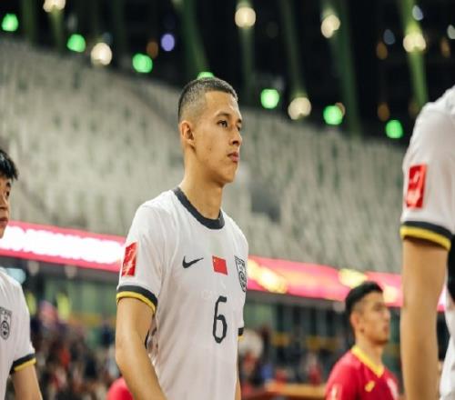 前有王钰栋，后有依木兰，能合力撑起国足的未来吗