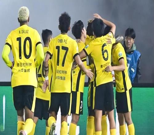 一场2：2邵佳一喜得右路定海神针接班王燊超国足又一希望星诞生