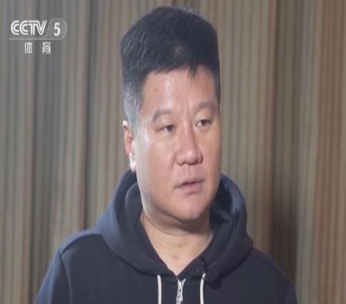 李金羽：冲超那一刻我很平静，庄总压力很大但从不欠薪