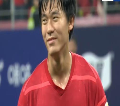 中超巨大争议！胡荷韬进球被吹，徐正源暴怒，蓉城助教染黄