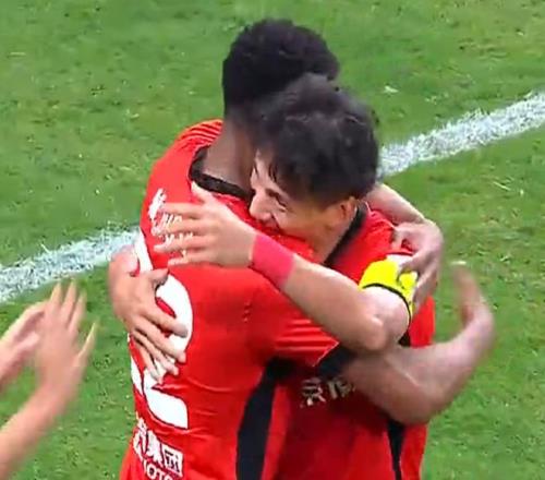 中超悬念结束海港末轮取胜就夺冠，大连无欲无求，申花白忙一场