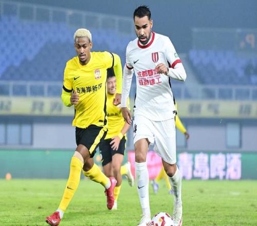 下一个费南多28岁归化悍将成中超第一坑货泰山不续约恐无人问津