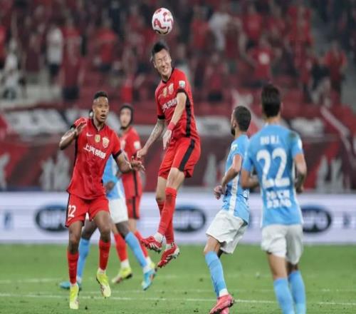 海港末轮客场战平大连英博即夺冠，2年前末轮曾送大连人降级